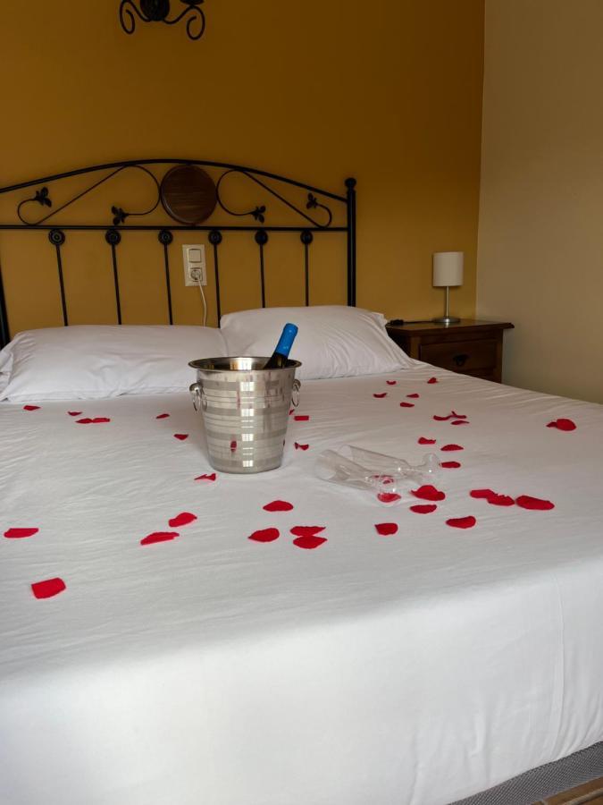 La Rueda Hotell Riópar Eksteriør bilde